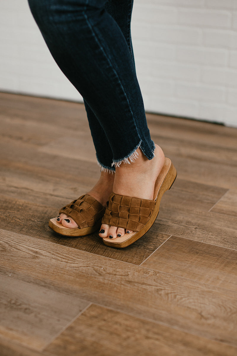 Livi Slide Sandals